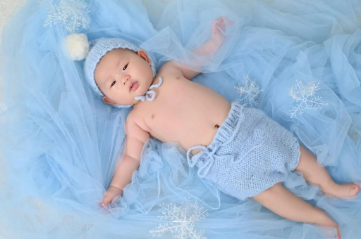 乌鲁木齐宝宝打嗝是什么原因